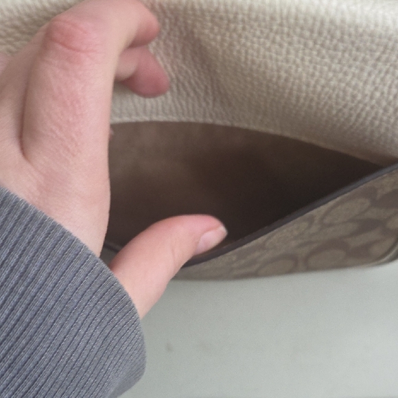 Coach Lucy Cream and Brown Crossbody Bag - Picture 7 of 8